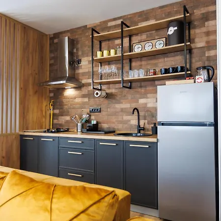 Apartment Paratetis 3
